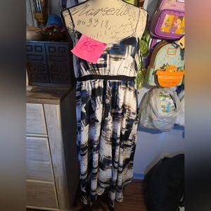 Vera Wang SimplyVera Black and White Dress